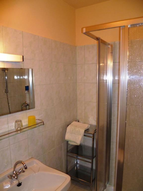Hotel Vital Bad Bleiberg Phòng bức ảnh